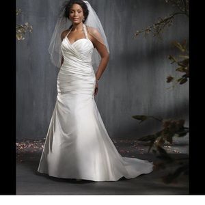 Alfred Angelo Modern Fit